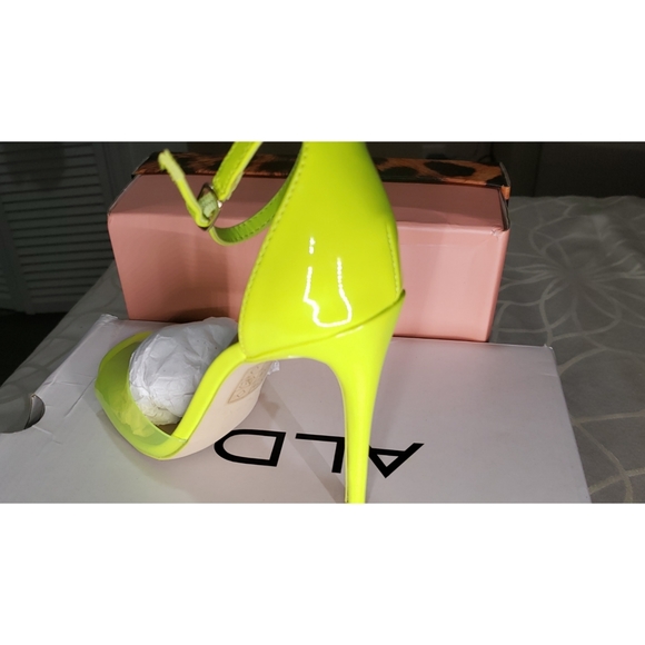 Shoes - Picture 3 of 3